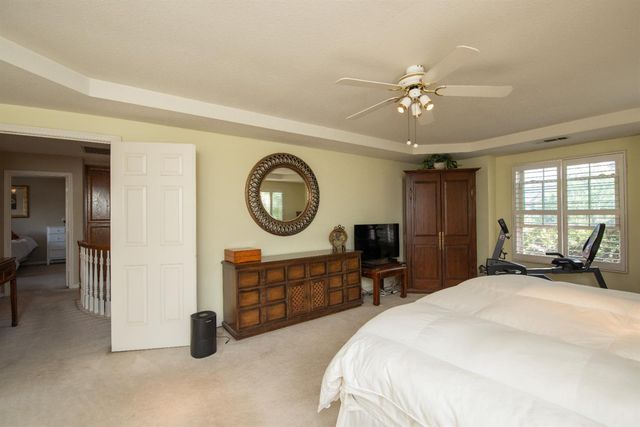 2705 Lake Front Ct, Modesto, CA 95355