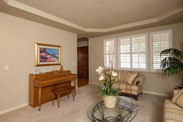 2705 Lake Front Ct, Modesto, CA 95355