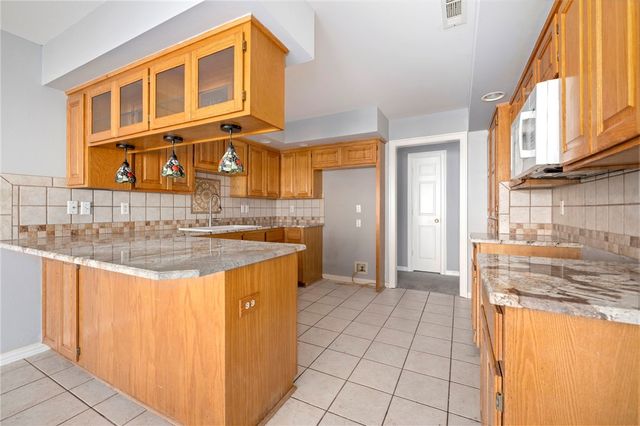 11 Manchester Drive, Bella Vista, AR 72714