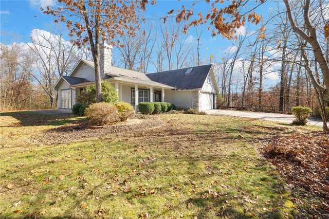 11 Manchester Drive, Bella Vista, AR 72714