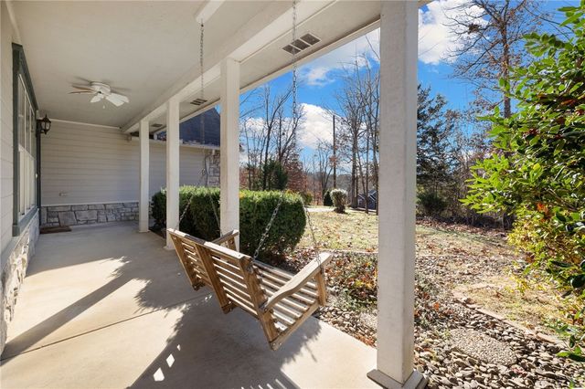 11 Manchester Drive, Bella Vista, AR 72714