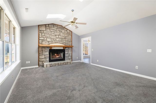 11 Manchester Drive, Bella Vista, AR 72714