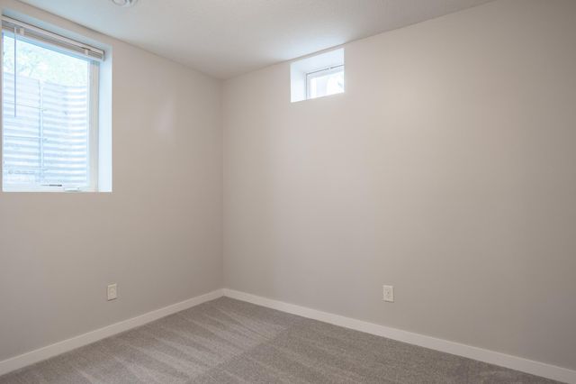 3555 Queen Avenue N, Minneapolis, MN 55412