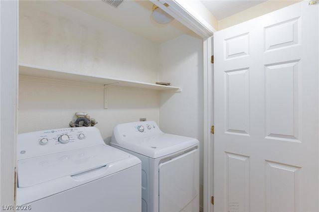 10525 Pine Glen Avenue 108, Las Vegas, NV 89144