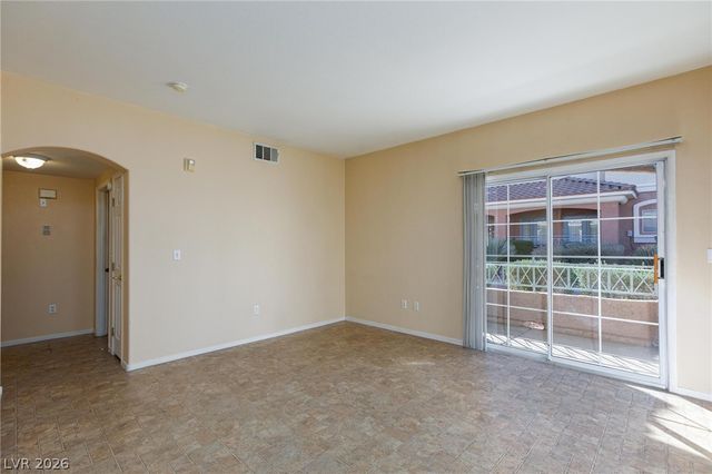 10525 Pine Glen Avenue 108, Las Vegas, NV 89144