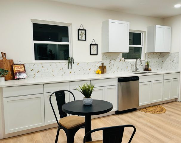 651 N EDGEMOOR ST, Wichita, KS 67208