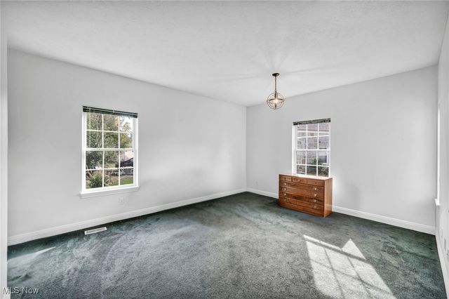 38514 N Beachview Road, Willoughby, OH 44094