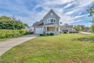 38514 N Beachview Road, Willoughby, OH 44094