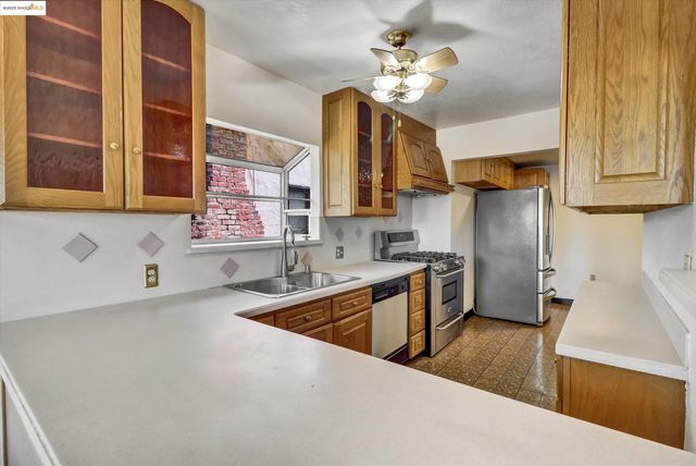 3314 Storer Ave, Oakland, CA 94619