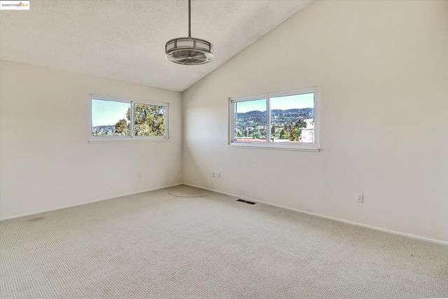 3314 Storer Ave, Oakland, CA 94619