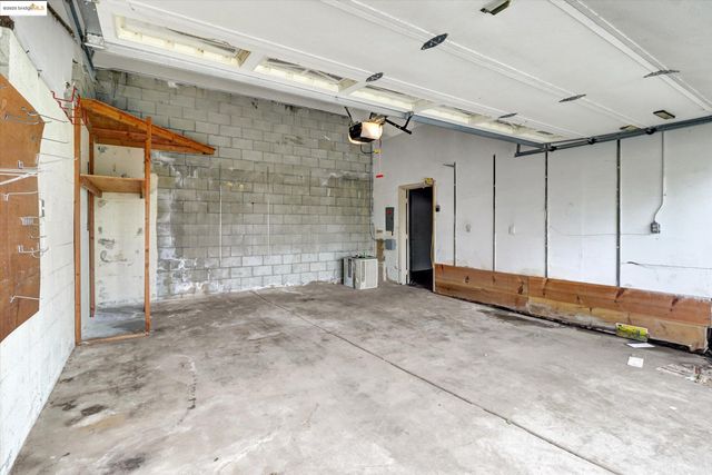 3314 Storer Ave, Oakland, CA 94619