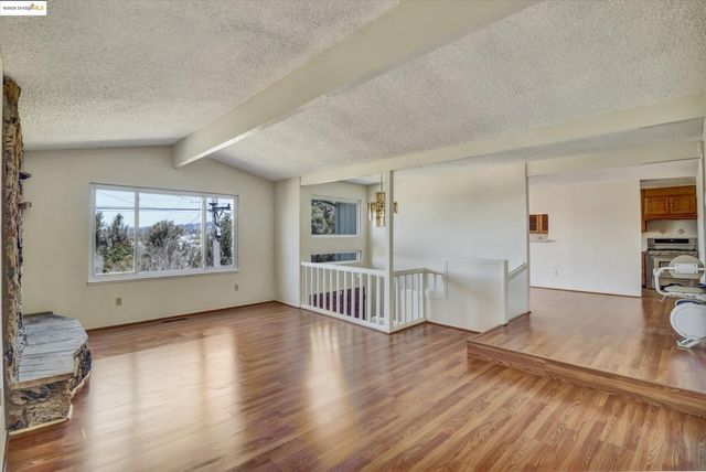 3314 Storer Ave, Oakland, CA 94619