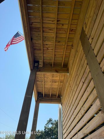 131 Beach View Drive, Pass Christian, MS 39571