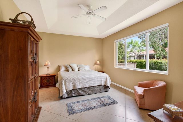 9635 Sandpiper Shores Way, West Palm Beach, FL 33411