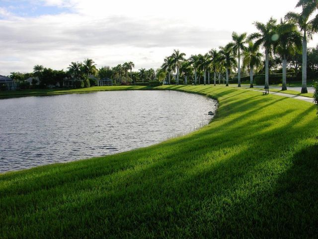 9635 Sandpiper Shores Way, West Palm Beach, FL 33411
