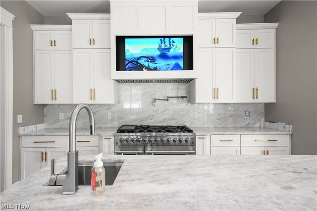 33553 Capel Road, Columbia Station, OH 44028