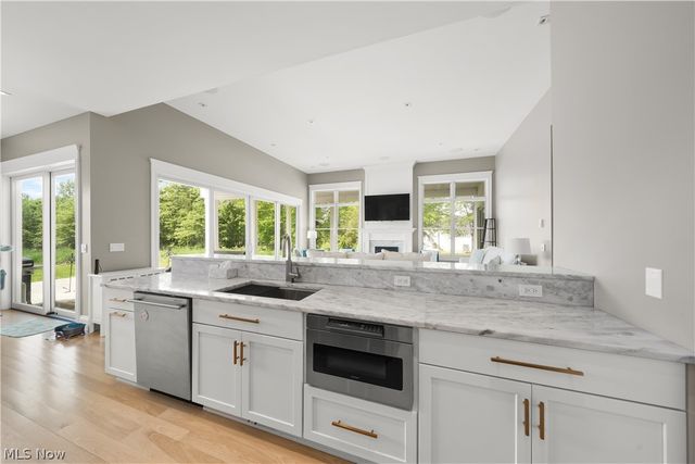 33553 Capel Road, Columbia Station, OH 44028