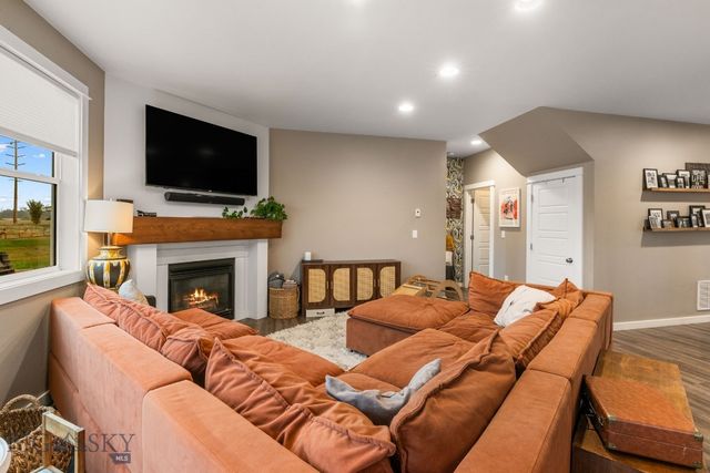 190 Stewart Loop, Bozeman, MT 59718