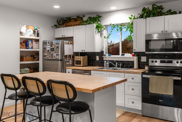 190 Stewart Loop, Bozeman, MT 59718