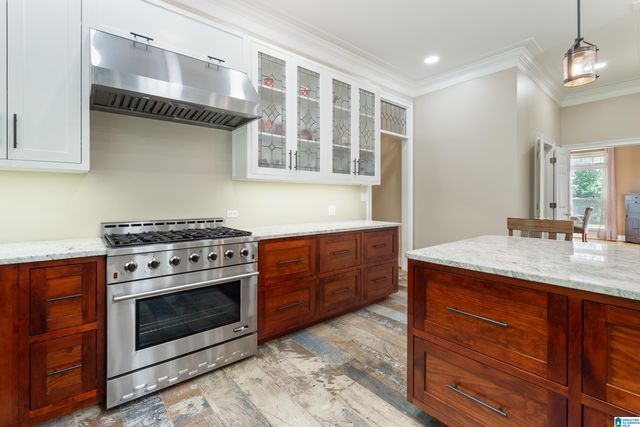 3144 CAHABA VALLEY ROAD, Indian Springs Village, AL 35124