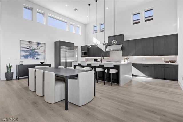 164 Vista Terrazza Street, Henderson, NV 89011