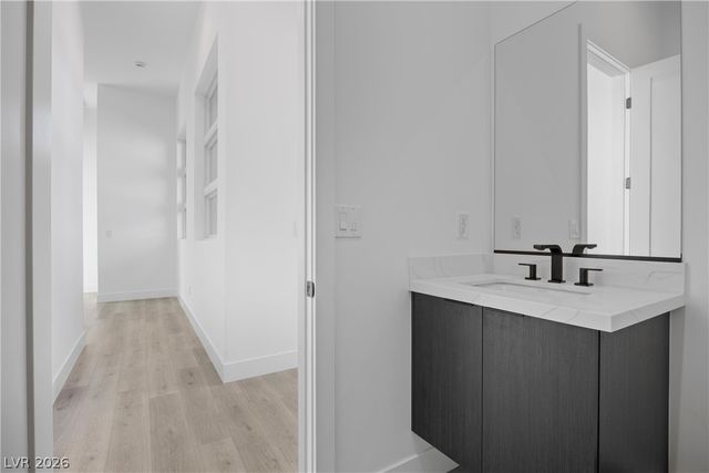 164 Vista Terrazza Street, Henderson, NV 89011