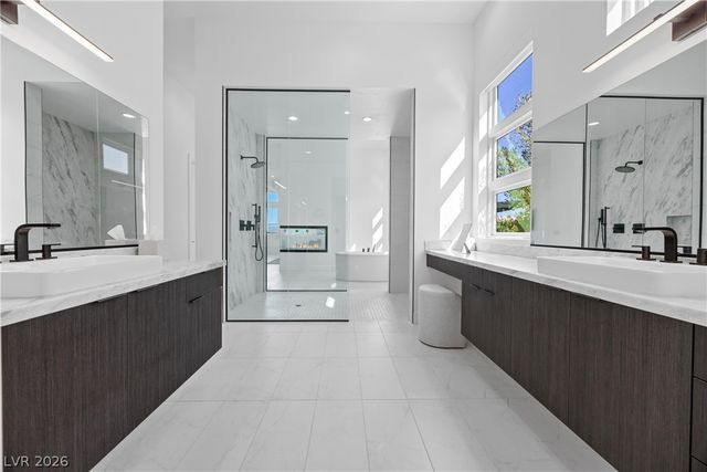 164 Vista Terrazza Street, Henderson, NV 89011