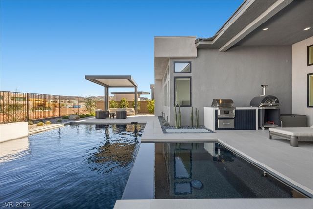 164 Vista Terrazza Street, Henderson, NV 89011