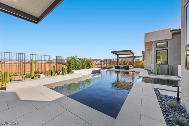 164 Vista Terrazza Street, Henderson, NV 89011