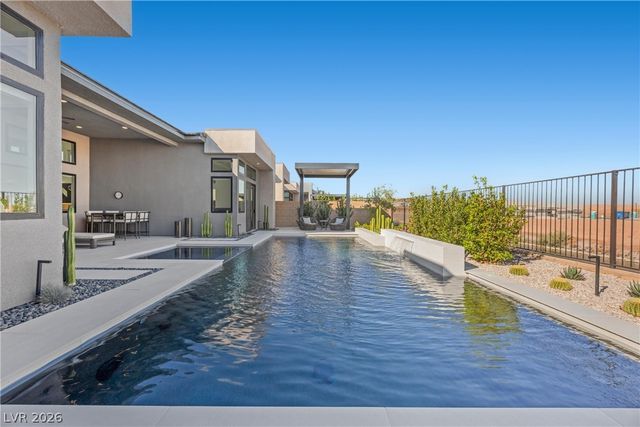 164 Vista Terrazza Street, Henderson, NV 89011