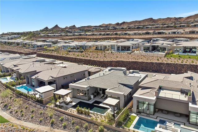 164 Vista Terrazza Street, Henderson, NV 89011
