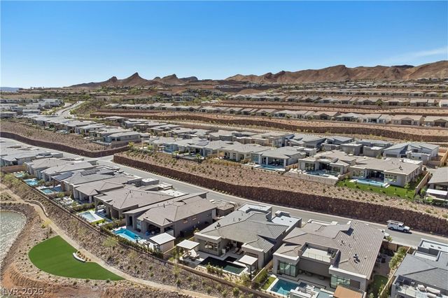 164 Vista Terrazza Street, Henderson, NV 89011