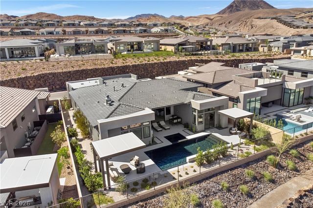 164 Vista Terrazza Street, Henderson, NV 89011