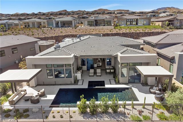 164 Vista Terrazza Street, Henderson, NV 89011