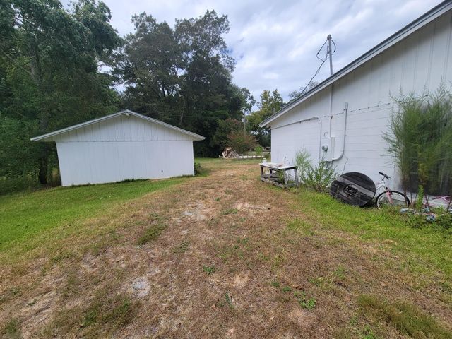 7575 N Us Highway 331, Defuniak Springs, FL 32433