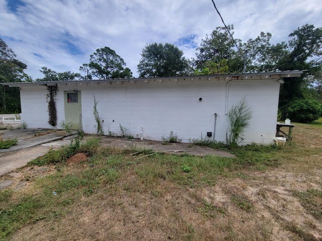 7575 N Us Highway 331, Defuniak Springs, FL 32433