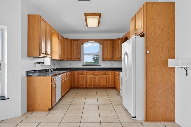 38327 HAMRICH DRIVE, Dade City, FL 33525