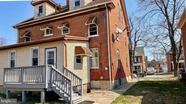 19 4TH AVE, Roebling, NJ 08554