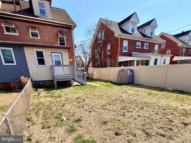 19 4TH AVE, Roebling, NJ 08554