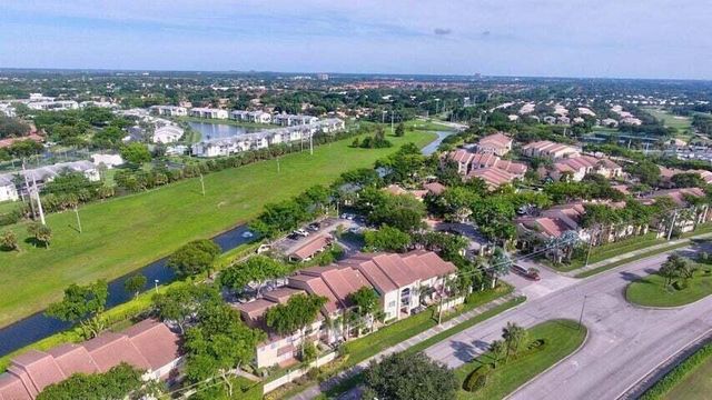 1743 Village Boulevard 207, West Palm Beach, FL 33409