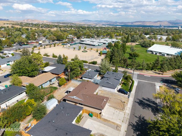 3035 Attridge Place, Reno, NV 89503