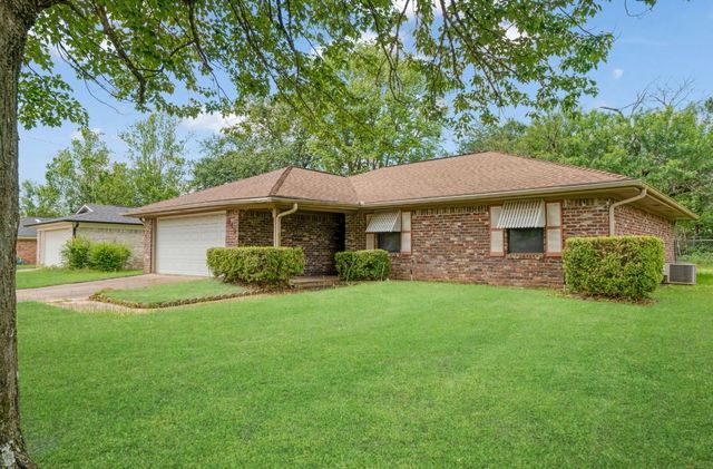 345 33rd Street NE, Paris, TX 75460