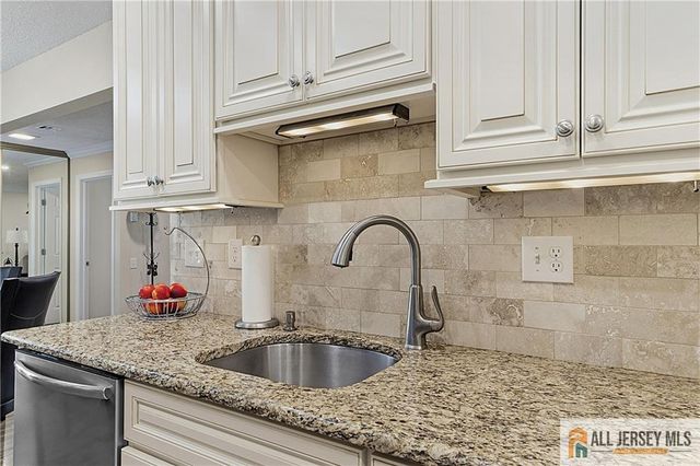 297 Yardley Drive 297A, Monroe, NJ 08831