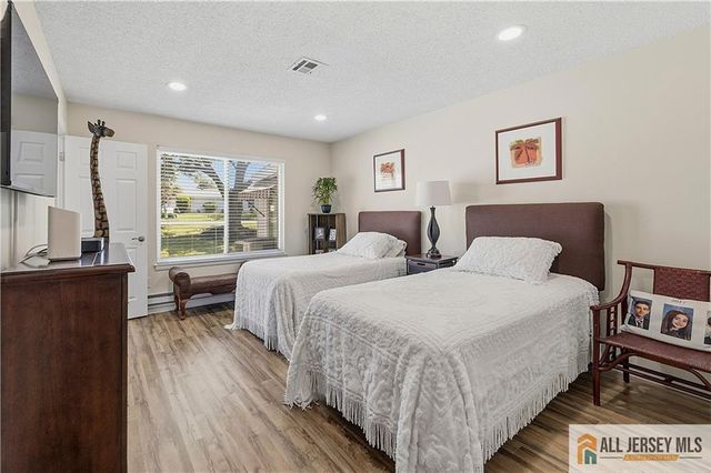 297 Yardley Drive 297A, Monroe, NJ 08831