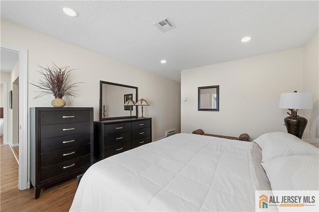 297 Yardley Drive 297A, Monroe, NJ 08831