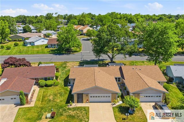297 Yardley Drive 297A, Monroe, NJ 08831