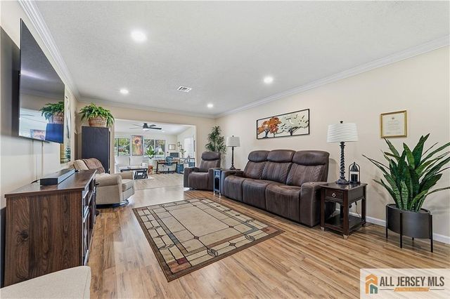 297 Yardley Drive 297A, Monroe, NJ 08831