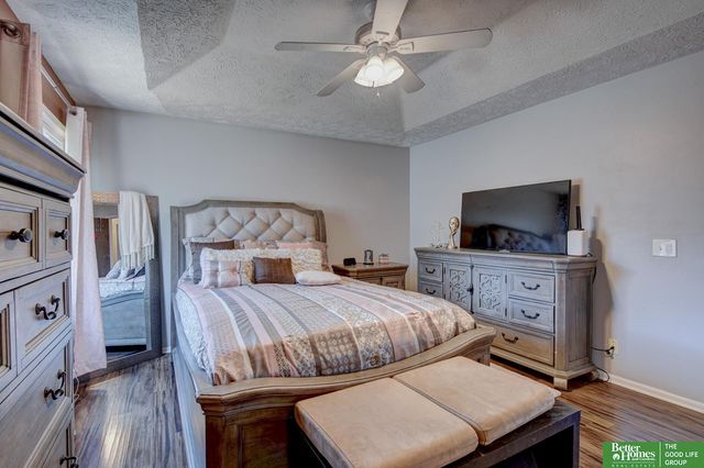 8849 N 81 Avenue, Omaha, NE 68122