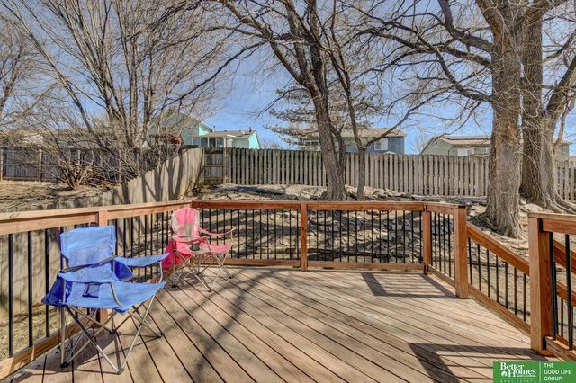 8849 N 81 Avenue, Omaha, NE 68122