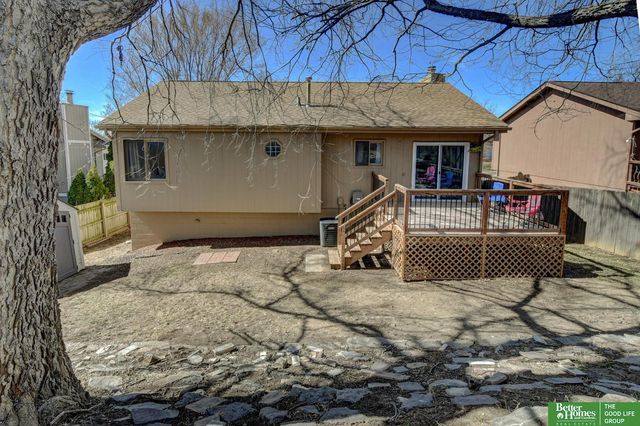 8849 N 81 Avenue, Omaha, NE 68122